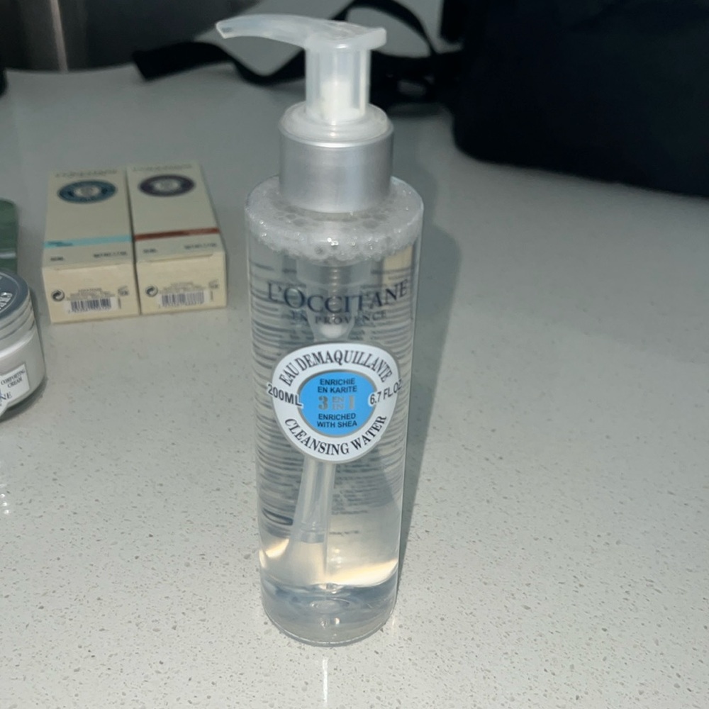 L’Occitane Shea 3-in-1 cleansing water